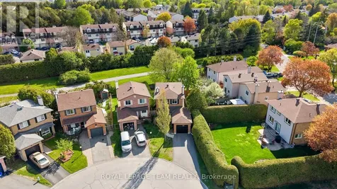93 Hewitt Way Ottawa ON K2L 3R3