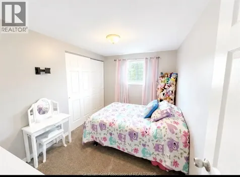 457 Mcnaughton Avenue East Chatham ON N7L 2H2