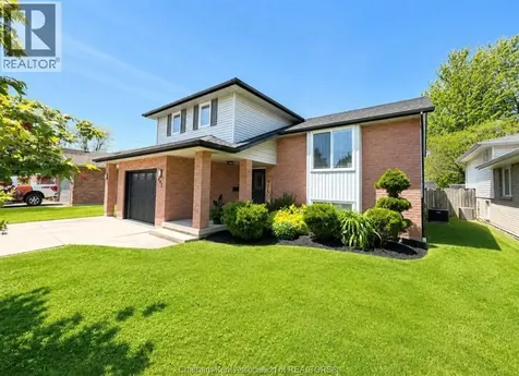 457 Mcnaughton Avenue East Chatham ON N7L 2H2