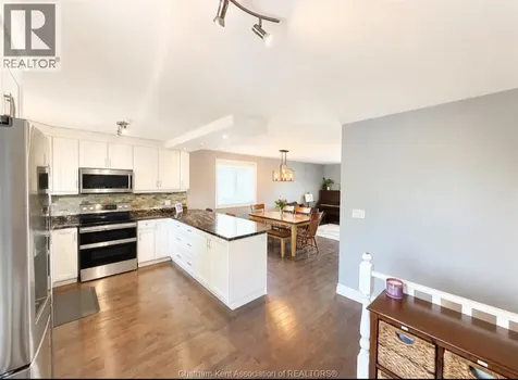457 Mcnaughton Avenue East Chatham ON N7L 2H2