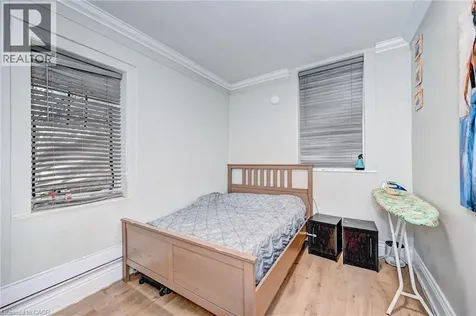 13 Ainslie Street Cambridge ON N1R 3J3