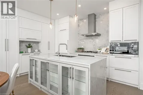1441 Elgin Street Burlington ON L7S 1E6