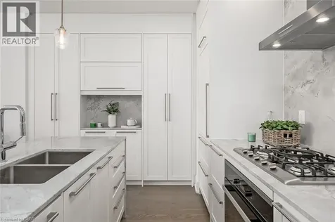 1441 Elgin Street Burlington ON L7S 1E6