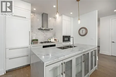 1441 Elgin Street Burlington ON L7S 1E6