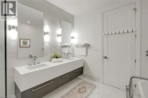 1441 Elgin Street Burlington ON L7S 1E6