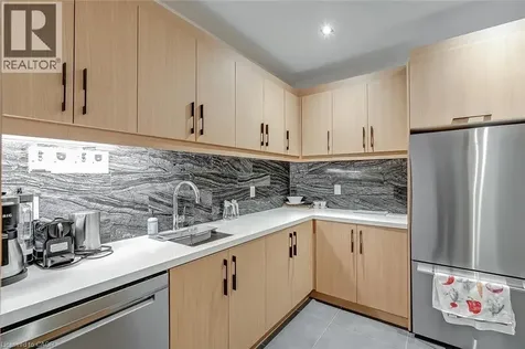 1441 Elgin Street Burlington ON L7S 1E6