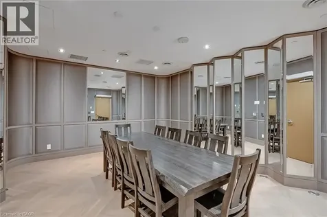 1441 Elgin Street Burlington ON L7S 1E6
