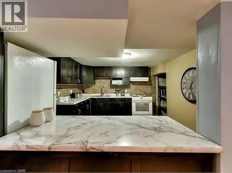 96 Manning Avenue Hamilton ON L9A 3E9