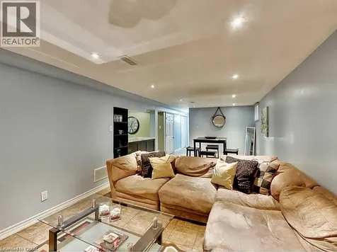 96 Manning Avenue Hamilton ON L9A 3E9