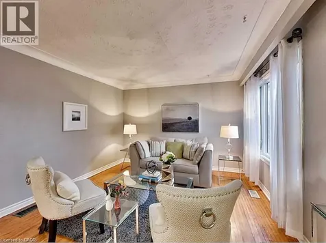96 Manning Avenue Hamilton ON L9A 3E9