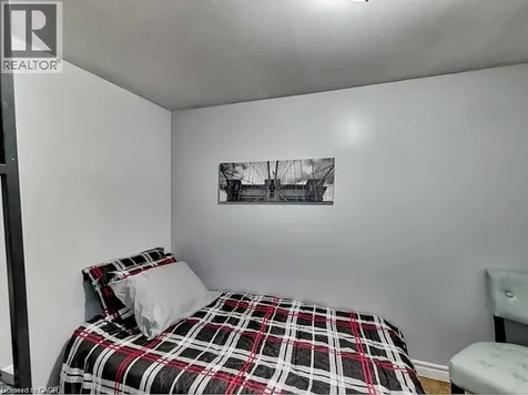 96 Manning Avenue Hamilton ON L9A 3E9