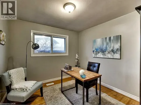 96 Manning Avenue Hamilton ON L9A 3E9