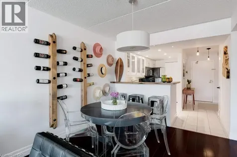 100 Bronte Road Oakville ON L6L 6L5