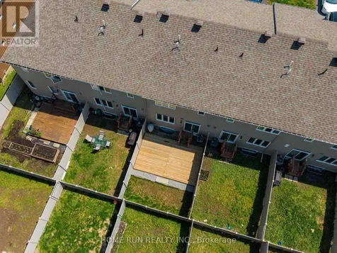 818 Clarity Avenue Ottawa ON K2J 6L9