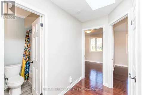 323 Monica Crescent Ottawa ON K1E 3N6