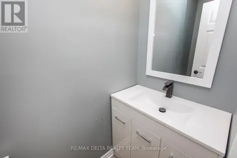 323 Monica Crescent Ottawa ON K1E 3N6