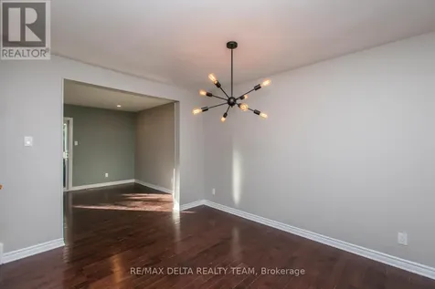 323 Monica Crescent Ottawa ON K1E 3N6