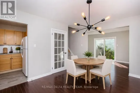 323 Monica Crescent Ottawa ON K1E 3N6