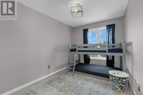 103 Freeport Drive Ottawa ON K2M 0A8