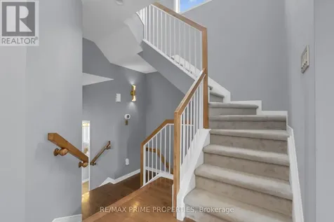 103 Freeport Drive Ottawa ON K2M 0A8