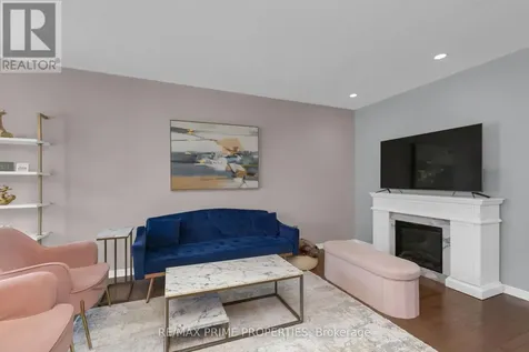 103 Freeport Drive Ottawa ON K2M 0A8