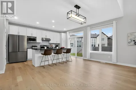 408 Gidran Circle Ottawa ON K2V 0P5