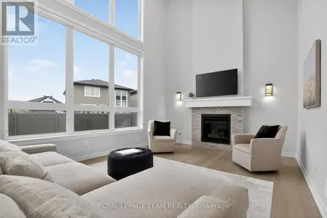 408 Gidran Circle Ottawa ON K2V 0P5