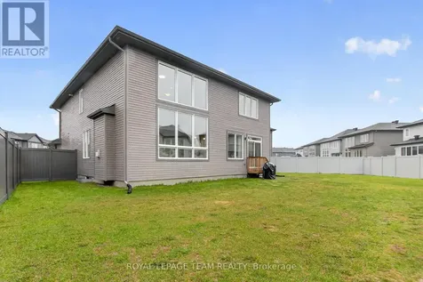 408 Gidran Circle Ottawa ON K2V 0P5