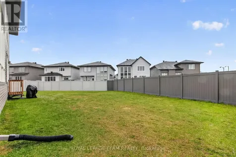 408 Gidran Circle Ottawa ON K2V 0P5