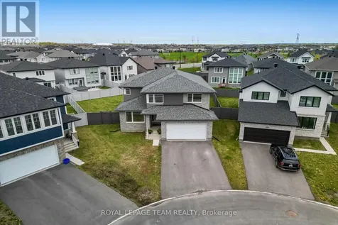 408 Gidran Circle Ottawa ON K2V 0P5