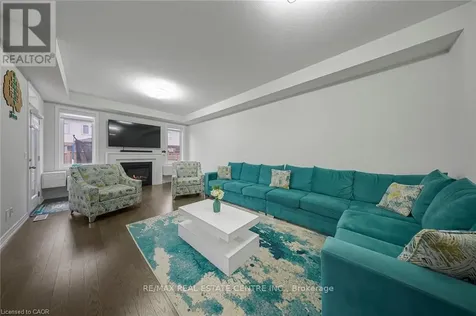 38 Gloria Street Kitchener ON N2R 0R1
