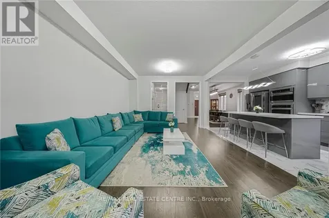 38 Gloria Street Kitchener ON N2R 0R1