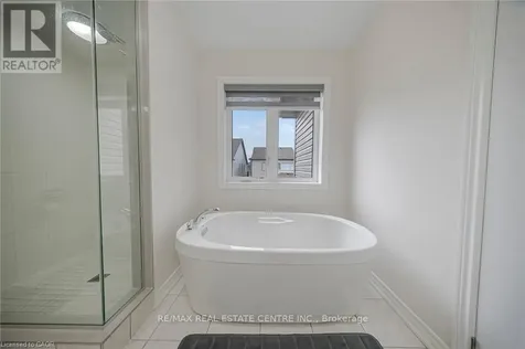 38 Gloria Street Kitchener ON N2R 0R1