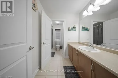 38 Gloria Street Kitchener ON N2R 0R1