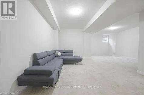 38 Gloria Street Kitchener ON N2R 0R1