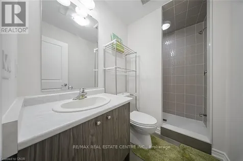 38 Gloria Street Kitchener ON N2R 0R1