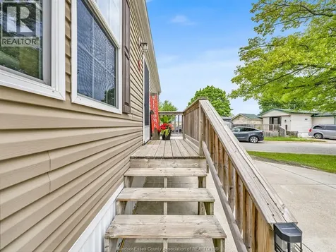 1 Oak Court Mcgregor ON N0R 1J0