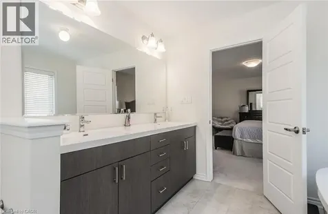 48 Pointer Street Cambridge ON N3E 0B3
