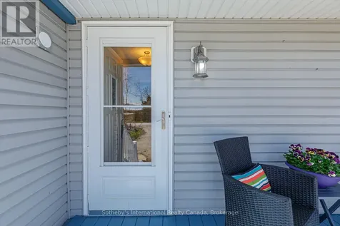 11 Stalker Street Collingwood ON L9Y 3Z1