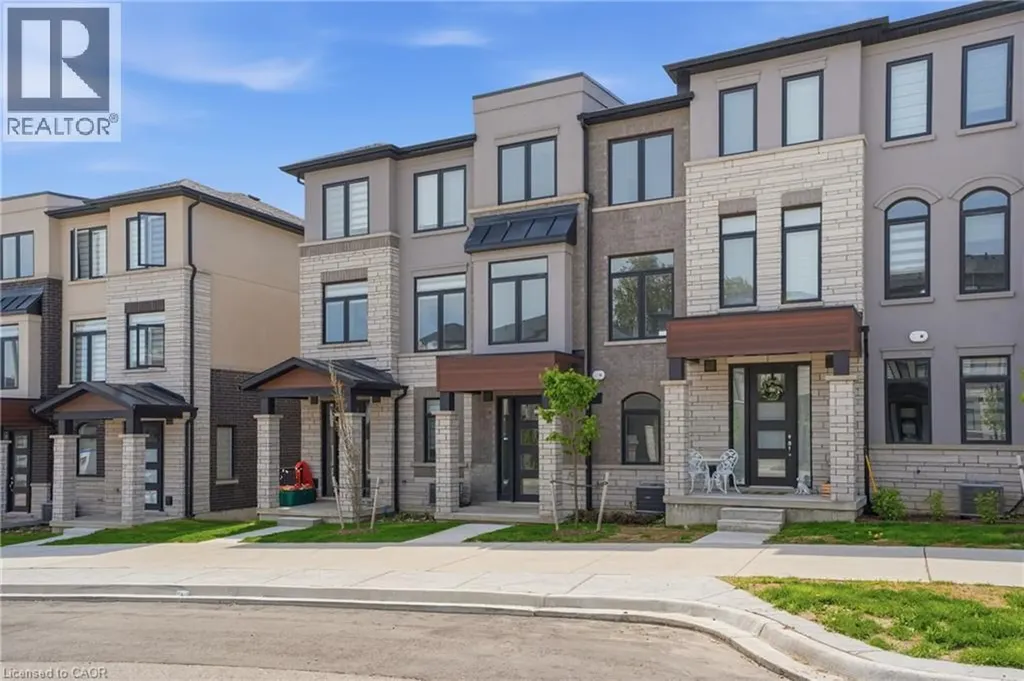155 Equestrian Way Cambridge ON N3E 0E8