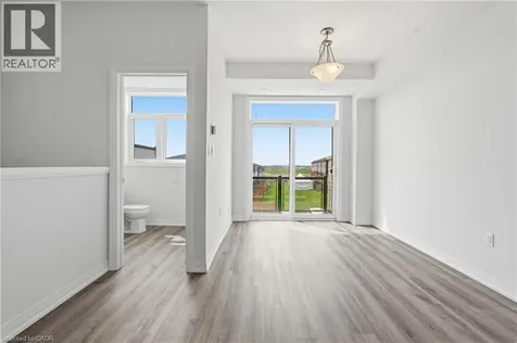 155 Equestrian Way Cambridge ON N3E 0E8