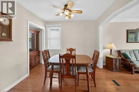954 Queensdale Avenue East Hamilton ON L8T 1H6