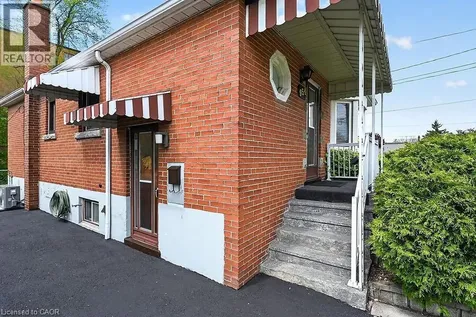 954 Queensdale Avenue East Hamilton ON L8T 1H6