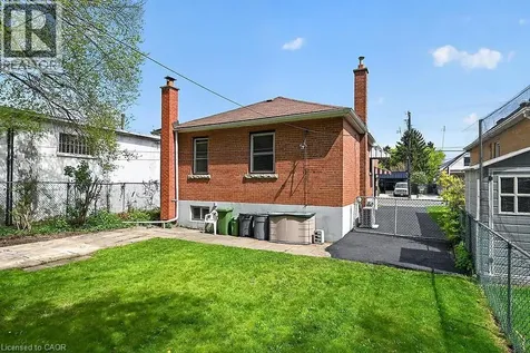 954 Queensdale Avenue East Hamilton ON L8T 1H6