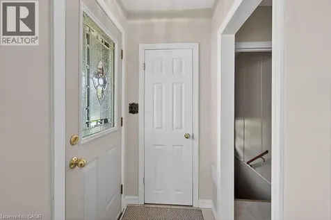 954 Queensdale Avenue East Hamilton ON L8T 1H6