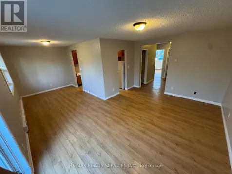 213 Sarah Court Shelburne ON L0N 1S2