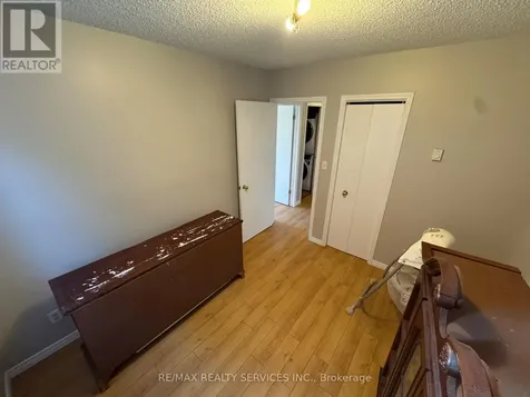213 Sarah Court Shelburne ON L0N 1S2