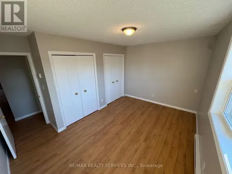 213 Sarah Court Shelburne ON L0N 1S2