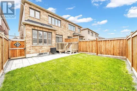 120 Laing Drive Whitby ON L1P 0N5