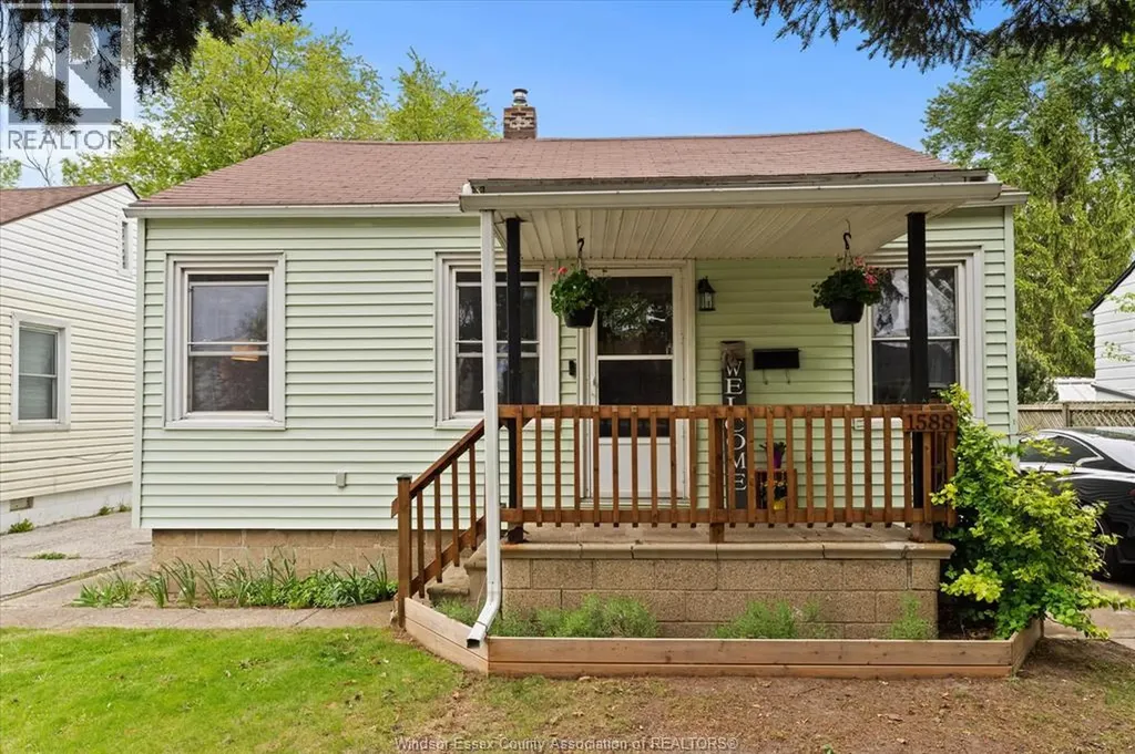 1588 Central Avenue Windsor ON N8Y 3V8
